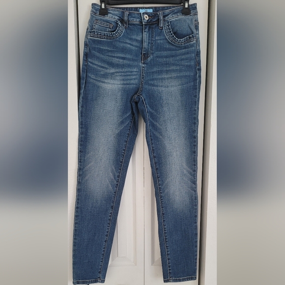 CeCe Classic Blue Women's Jeans Size 28/6 - Picture 1 of 7